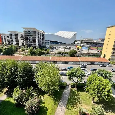 Nk House Face Au Stade Velodrome Marseille Exterior photo